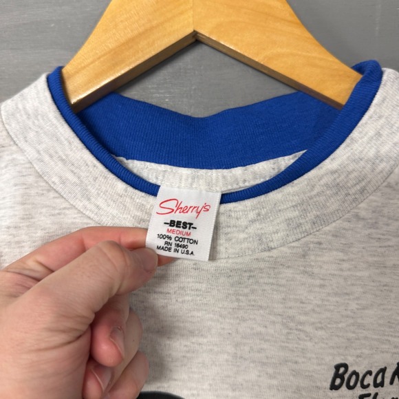 Vintage Mickey Mouse T-Shirt Grey Boca Raton Florida International Flag Medium - Picture 4 of 7